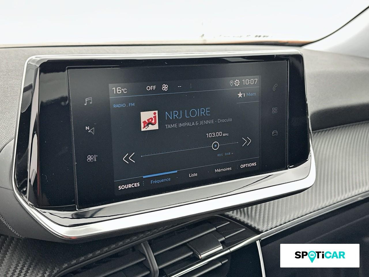 Peugeot 2008 1.2 puretech 100ch s&s style — photo 13