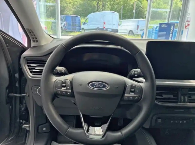 Ford Focus 1.5 ecoblue 115ch titanium x business bva8 — photo 7