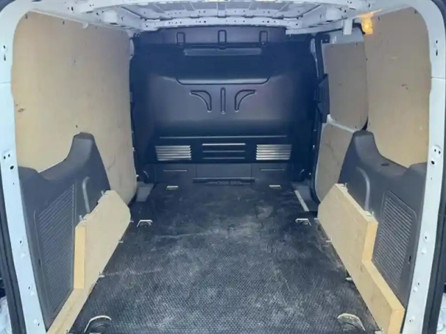 Ford Transit Connect l1 1.0e 100ch e85 trend — photo 8