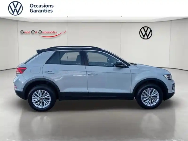 Volkswagen T-Roc 1.5 tsi evo 150ch life plus dsg7 — photo 8