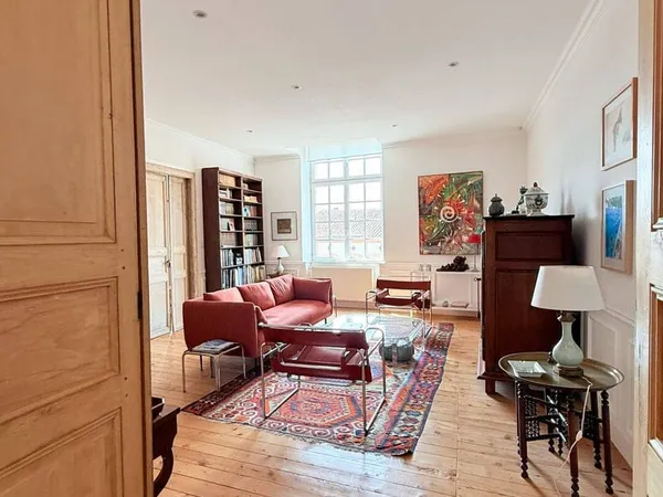 Appartement 5 pièces 145 m²