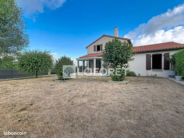 Pavillon 7 pièces 146 m²