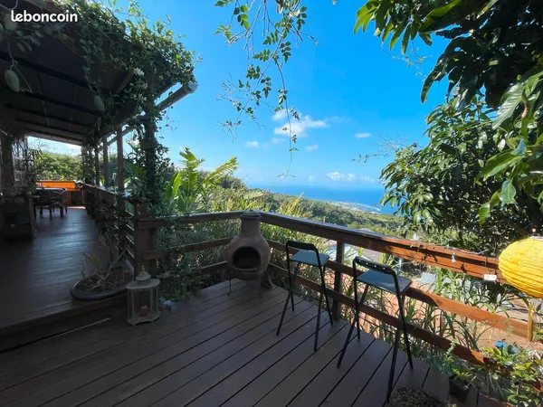 Petite maison en bois Piton St Leu