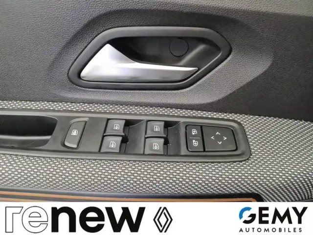 Dacia Sandero eco-g 100 — photo 31