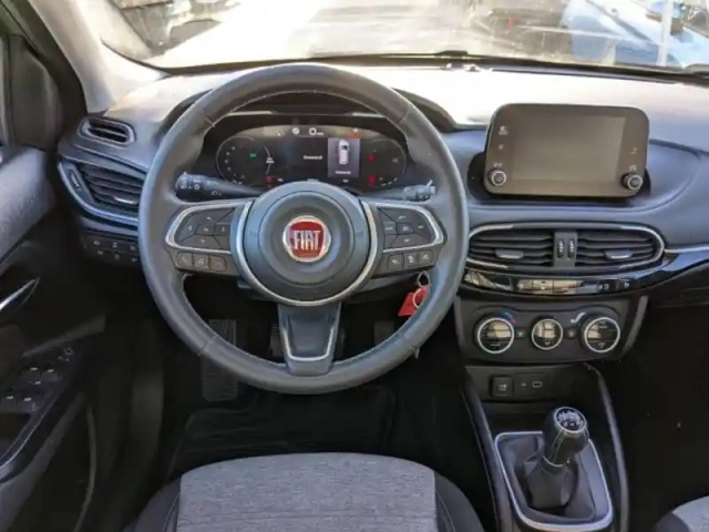 Fiat Tipo cross 1.0 firefly turbo 100ch s/s cross — photo 8
