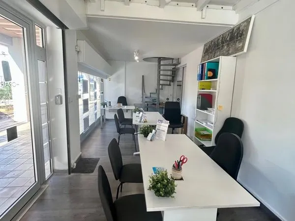 Local commercial 45 m² Toulon