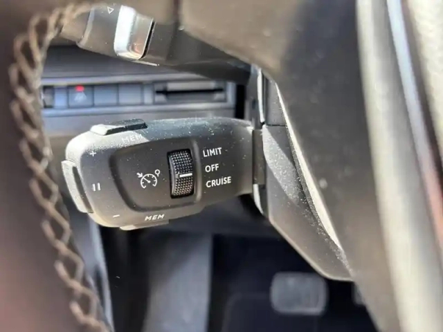 Peugeot 5008 puretech 130ch s&amp;s eat8 — photo 15