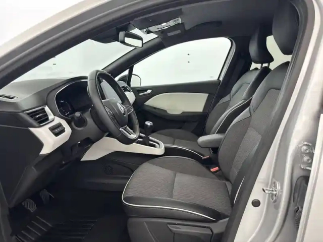 Renault Clio tce 90 — photo 18