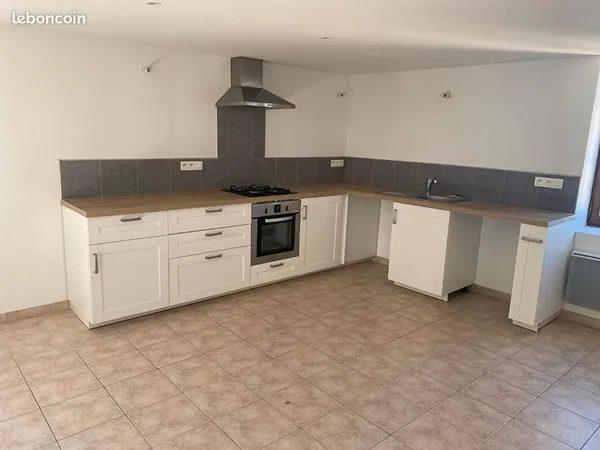 Appartement 4 pièces 156 m²