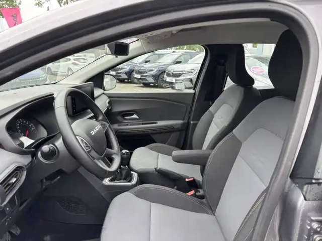 Dacia Sandero tce 90 gsr2 — photo 25