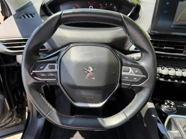 Peugeot 3008 1.5 bluehdi 130 allure pack — photo 13
