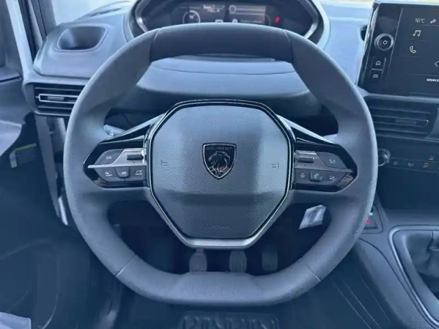 Peugeot Partner fourgon m 650 kg bluehdi 100 s&amp;s bvm6 — photo 9