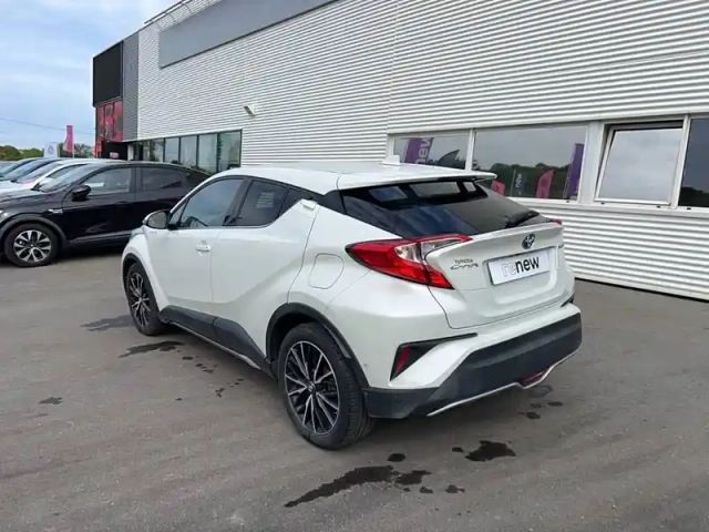 Toyota C-Hr pro hybride 122h — photo 22