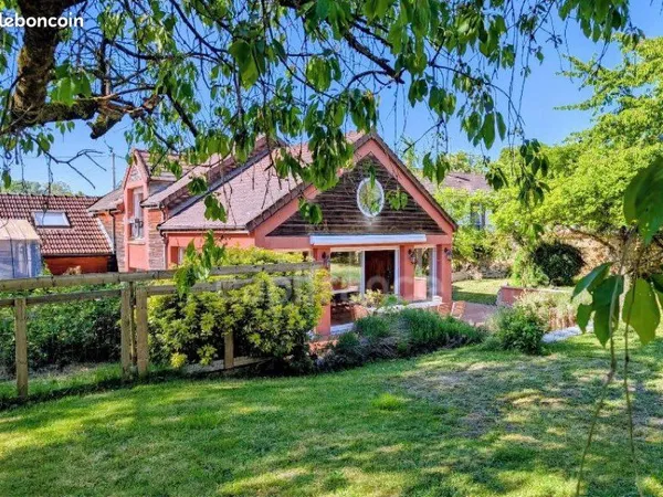 Maison meulière 5 chambres, jardin 1 222 m², glycine centenaire