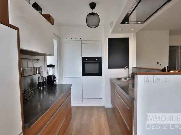Bel Appartement traversant avec terrasses - Résidence de 2012