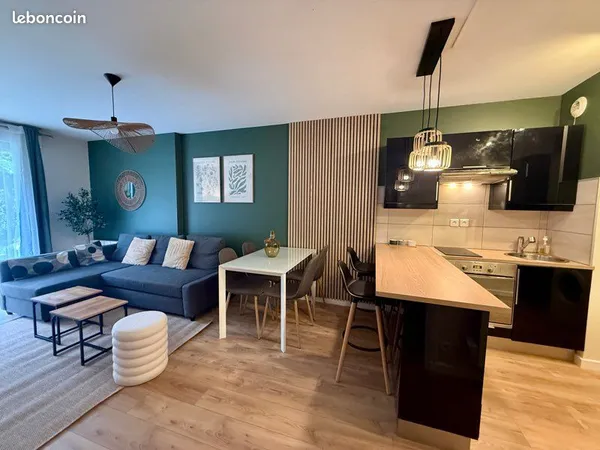 T2 meublé quartier Tortière avec terrasse et parking