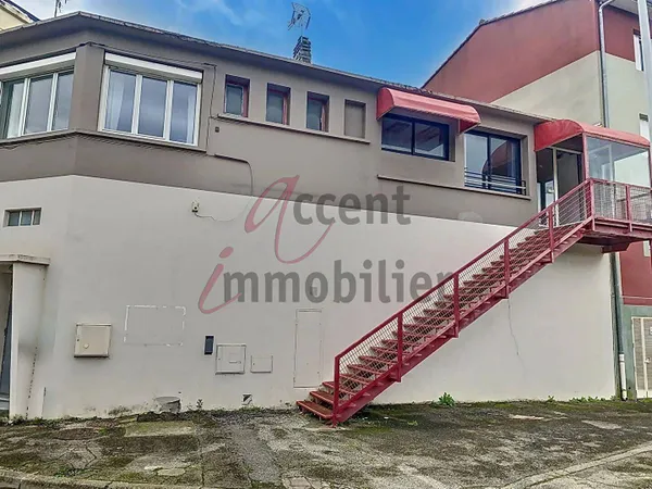 Bureaux 140 m²