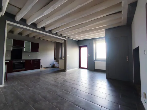 Maison atypique - 95 m2 Habitables - Terrain de 930 m2