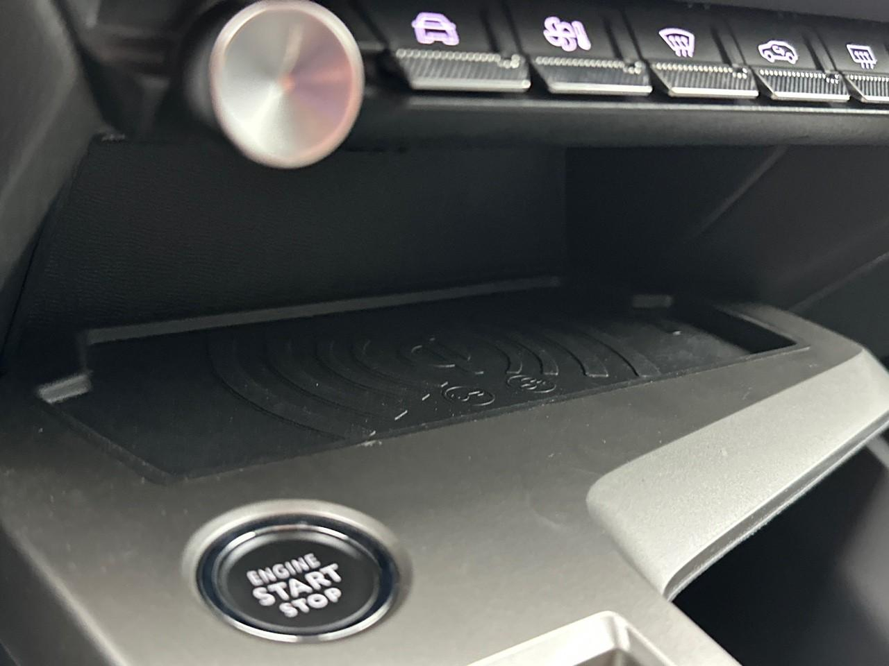 Peugeot 308 hybrid 145 e-dcs6 allure — photo 28