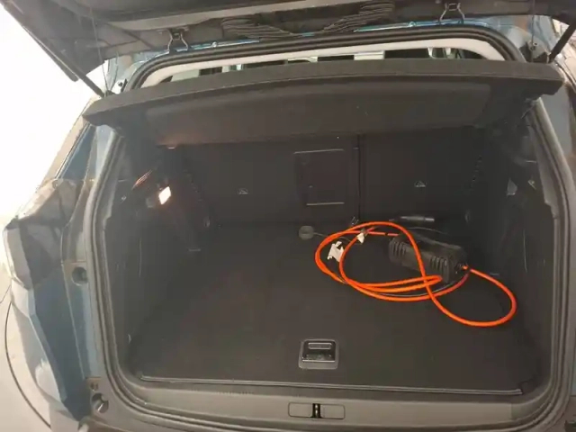 Peugeot 3008 hybrid 225 e-eat8 — photo 9
