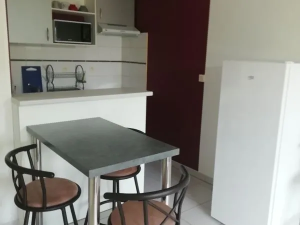 T2 meublé proche Fac + parking