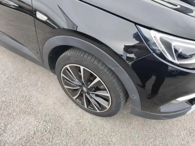 Opel Grandland X hybrid 225 ch bva8 elite — photo 16