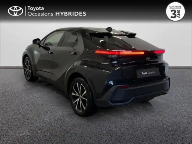Toyota C-Hr 2.0 hybride rechargeable 225ch design my25 — photo 2