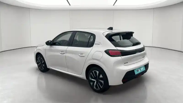 Peugeot 208 hybrid 110 ch e-dcs6 — photo 3