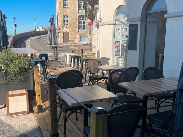 Bar brasserie