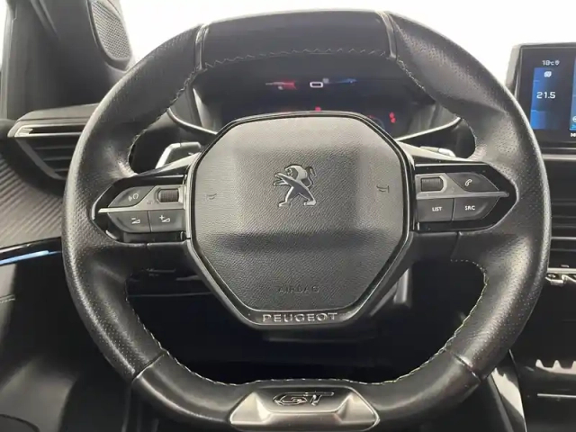 Peugeot 2008 puretech 130 s&amp;s eat8 — photo 22