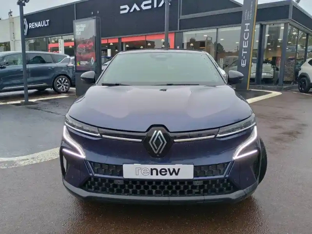 Renault Megane e-tech ev60 220 ch optimum charge — photo 9
