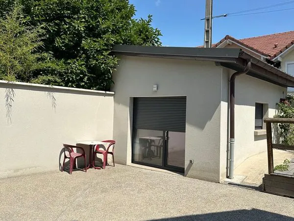 🟡 Studio indépendant meublé - Annemasse (à 5 min de la gare) - 865.00