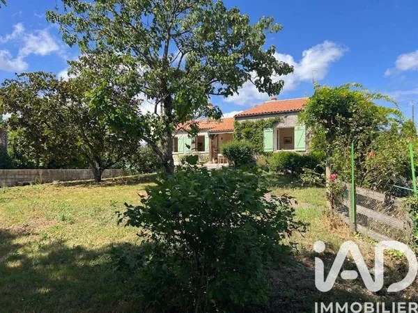 Maison 6 pièces 220 m²
