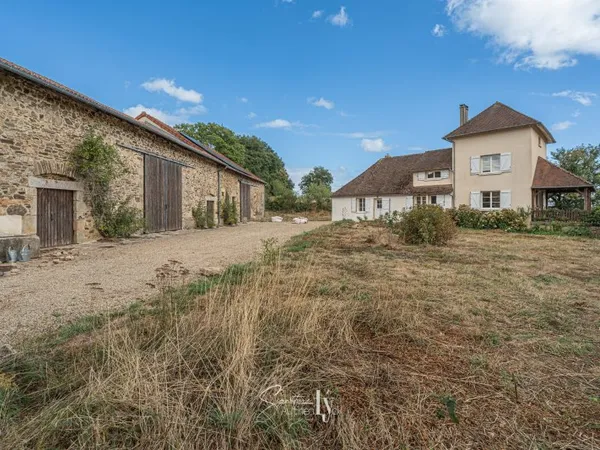 Maison 8 pièces 186 m²