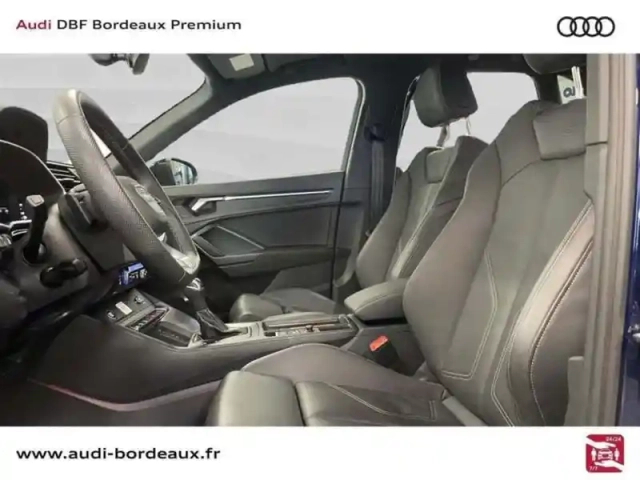 Audi Q3 35 tfsi 150 ch s tronic 7 s line plus — photo 10