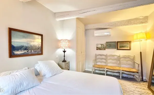 Immeuble, trois logements bas du Suquet 50 m du port