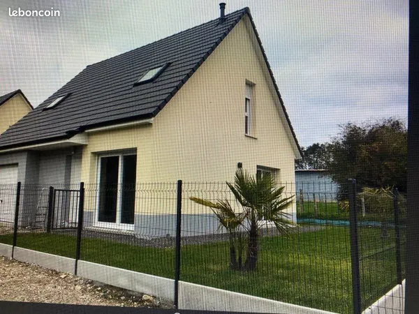 Maison Location Petit-Caux 4p 85m² 850€