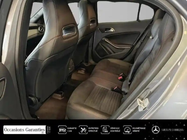 Mercedes Gla 180 fascination 7g-dct — photo 11