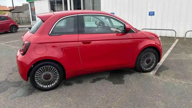 Fiat 500 e 95 ch — photo 25