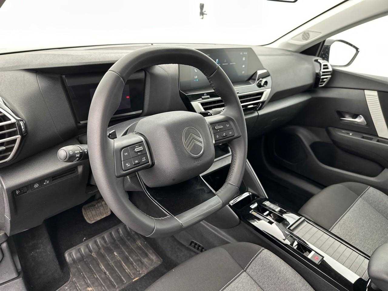 Citroën C4 X hybride 145 ch e-dcs6 you — photo 12