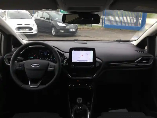 Ford Fiesta 1.5 tdci 85ch stop&amp;start titanium 5p euro6.2 — photo 3