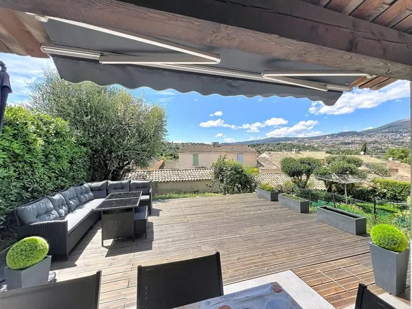 Grasse - Le Plan : maison 110 m² - terrasse et jardin