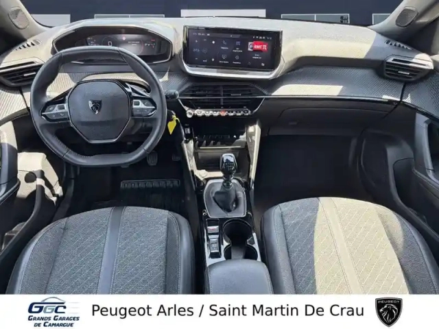 Peugeot 2008 puretech 100 s&amp;s bvm6 — photo 8