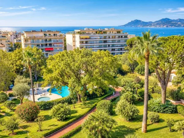 Appartement vue mer 4 pièces à vendre - Basse Californie, Cannes