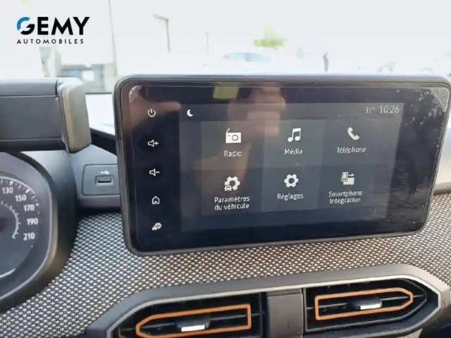 Dacia Sandero eco-g 100 — photo 15