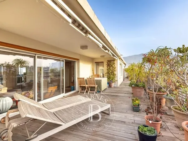 BOULOGNE NORD - PENTHOUSE DE 120 M2 GRANDE TERRASSE ET VUES - DOUBLE BOX