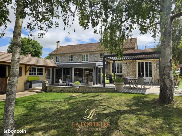 Propriété 12 pièces 525 m²