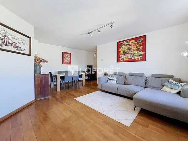 Appartement 4 pièces 83 m²