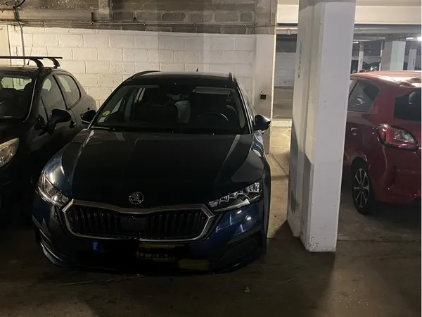 Loue parking