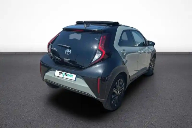 Toyota Aygo X 1.0 vvt-i 72 — photo 6